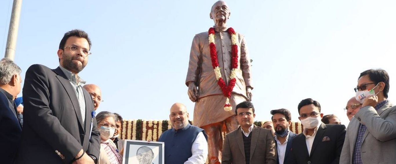 DDCA unveils the life-size statue of Arun Jaitley at Feroz Shah Kotla Stadium