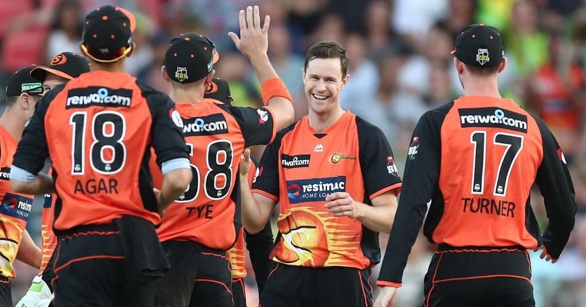 Perth Scorchers signs contract extensions with key quartet-min
