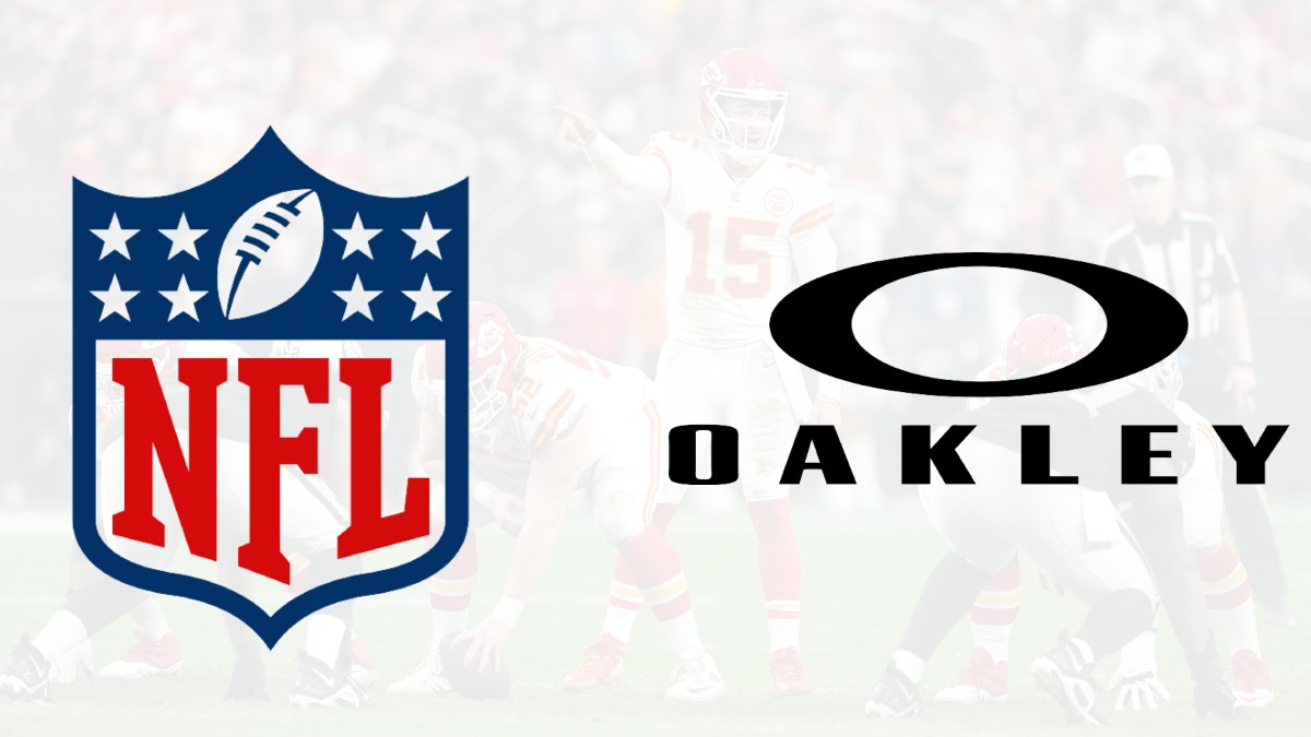National Football League pens down an extension with Oakley