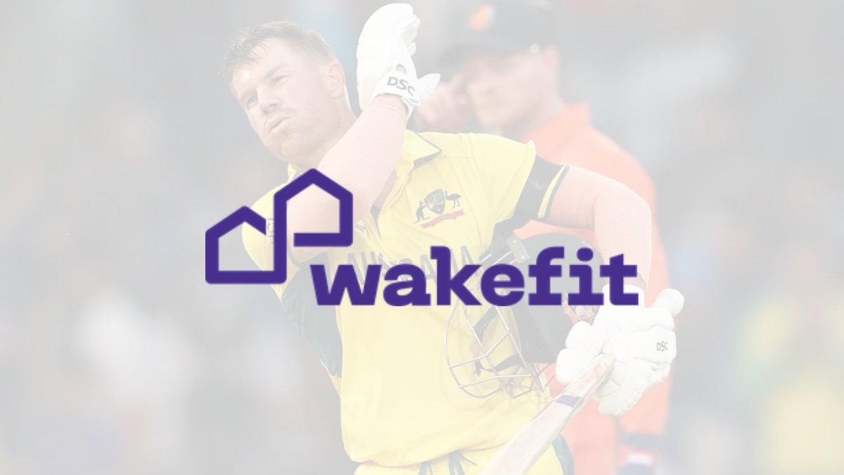 David Warner sleeps cool with Wakefit Zense's AI-powered mattress